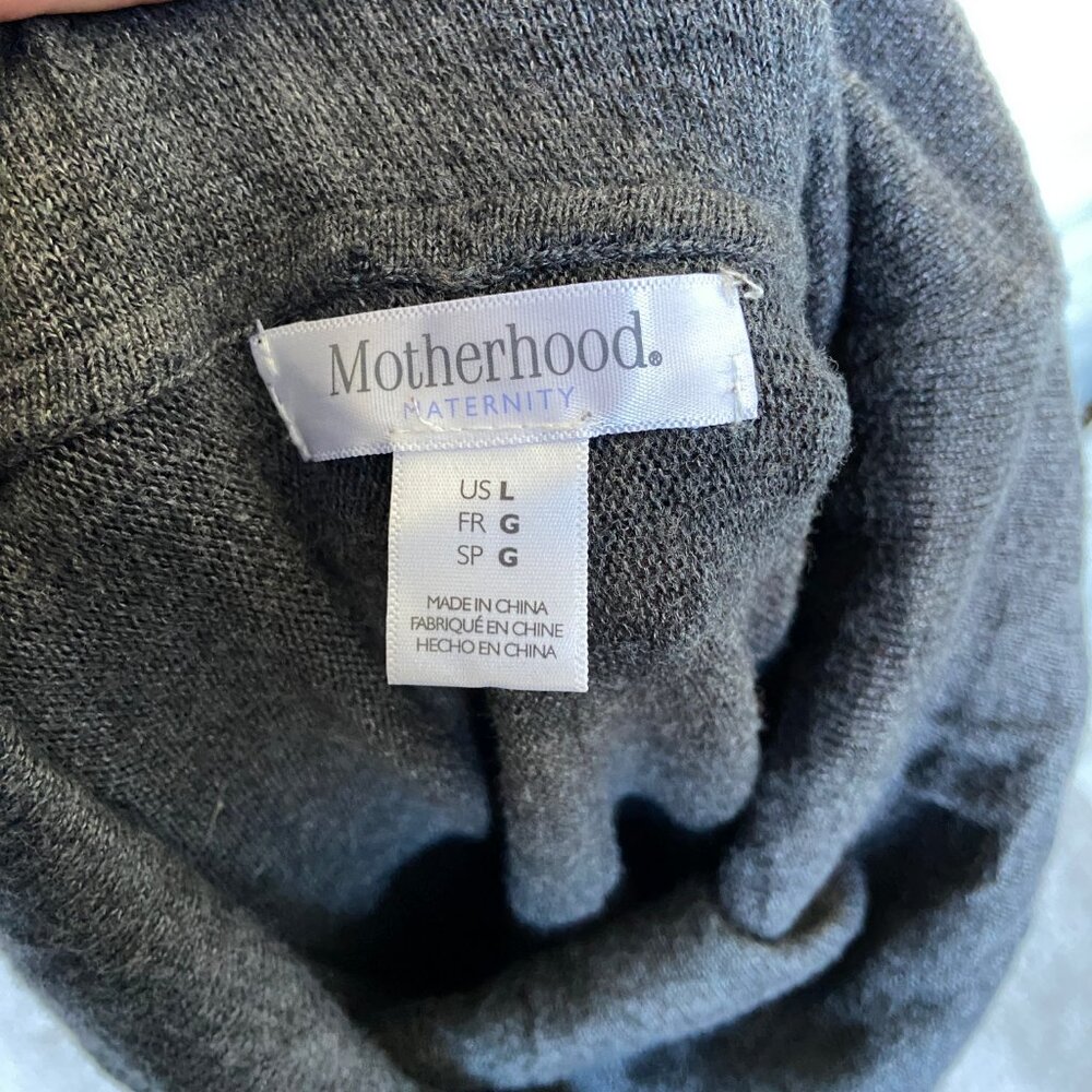 Motherhood Maternity Size Large Lightweight Sweater Grey Cowl Neck - Picture 4 of 4